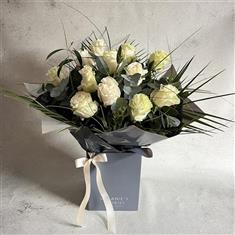 Deluxe 12 White Rose Handtied Bouquet